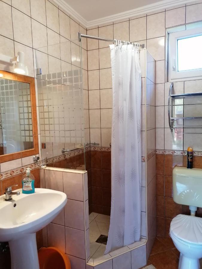 Kaktuszvirag Apartmanhaz Hajdúszoboszló Exterior foto